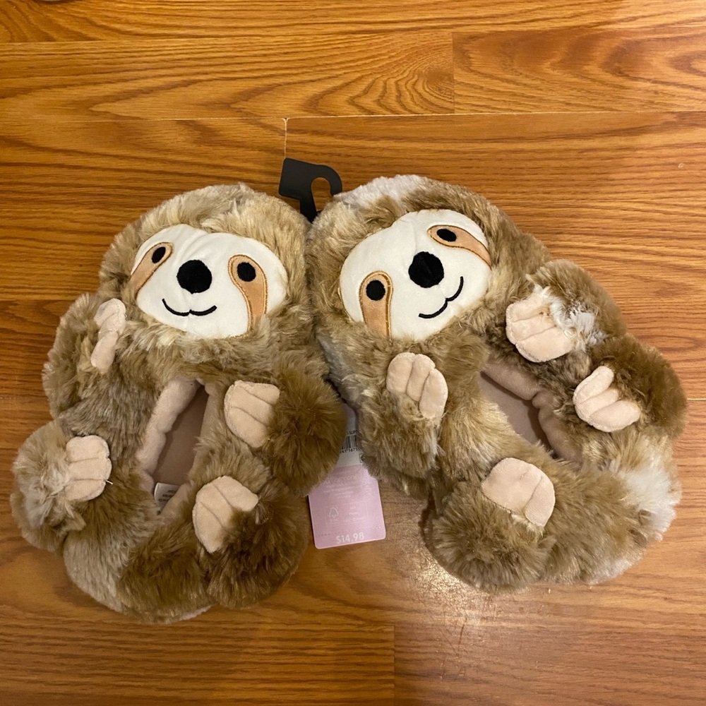 Feetmoji Sloth Slippers 5/6